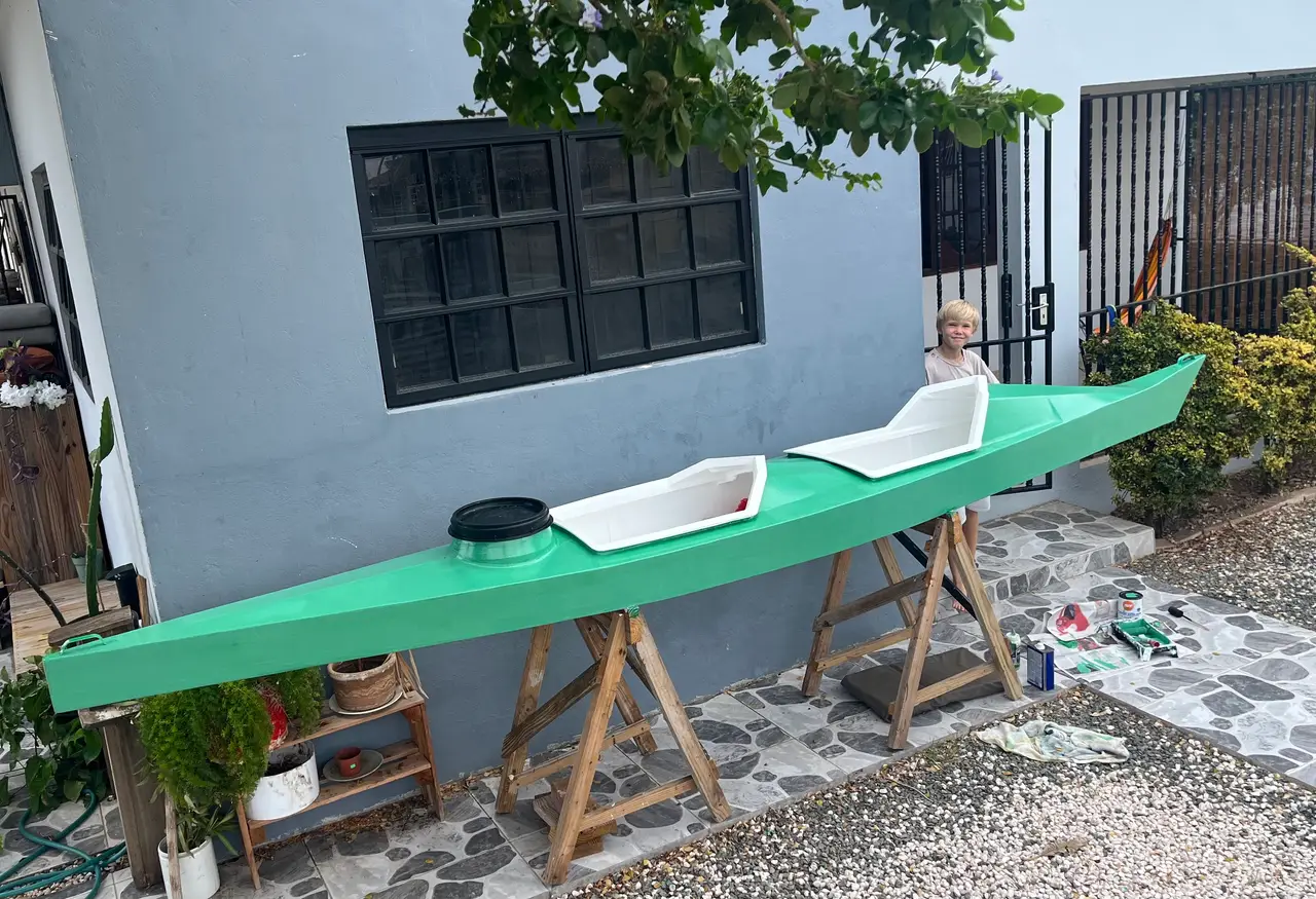 Finishing touches on the kayak in Curaçao
